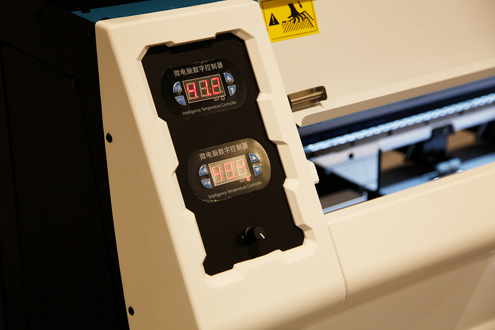 Rulodan Ruloya UV Baskı Makinesi