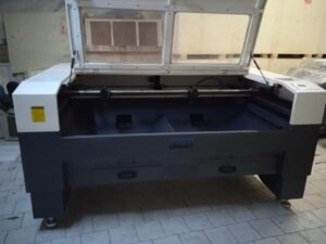 160x100cm Çift Kafa Lazer Kesim Makinesi