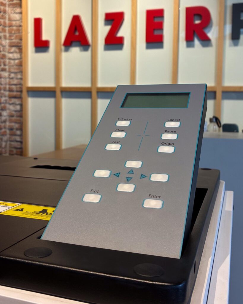 30 CM UV-DTF Soğuk Baskı Makinesi – Showroom (XP600)